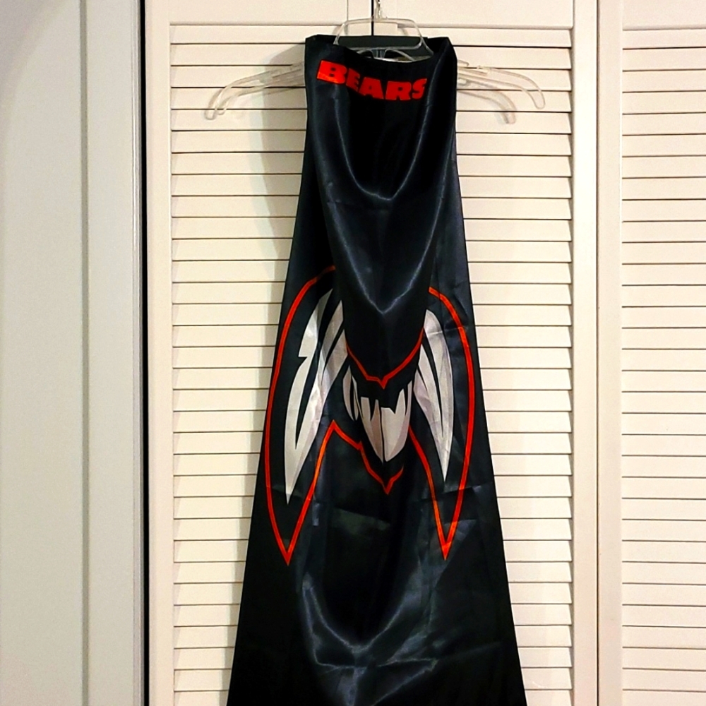 RARE Chicago Bears Cape - Adult Size - Super Fans! - Football -  GOOD 4 PLAYOFFS